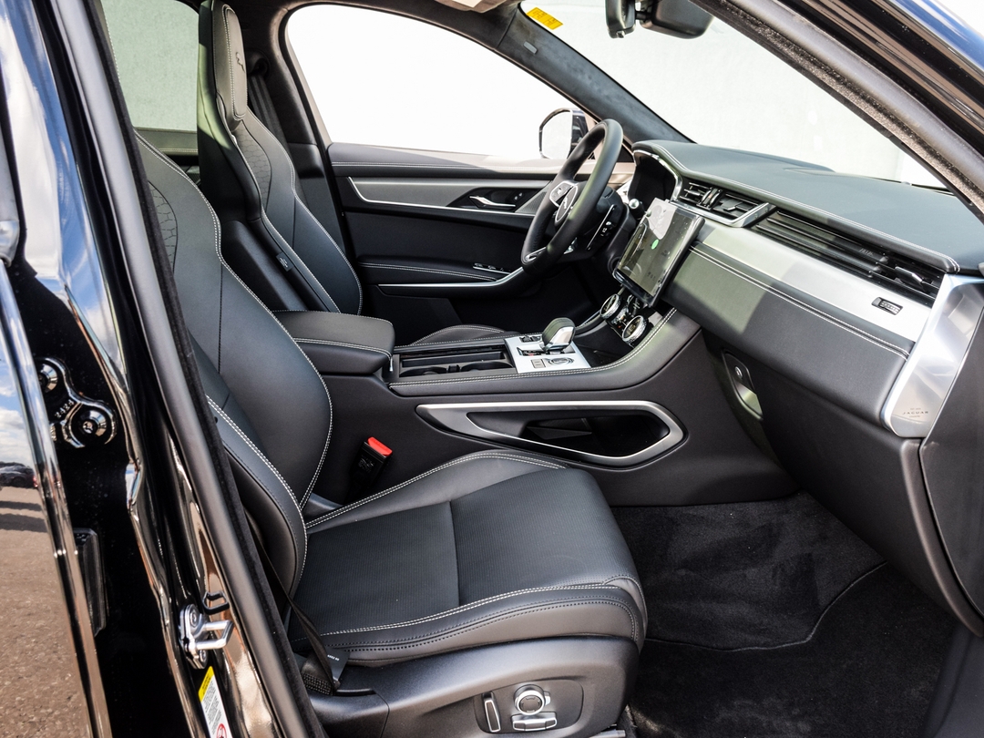 2026 Jaguar F-PACE P250 R-Dynamic S, Toronto, Cash
