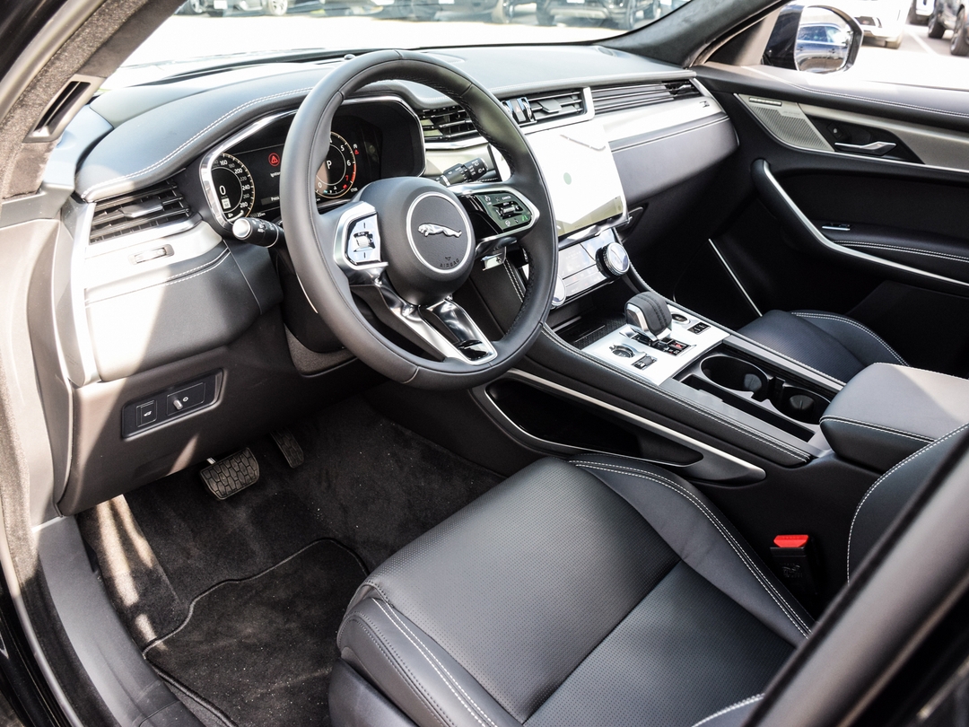 2026 Jaguar F-PACE P250 R-Dynamic S, Toronto, Cash