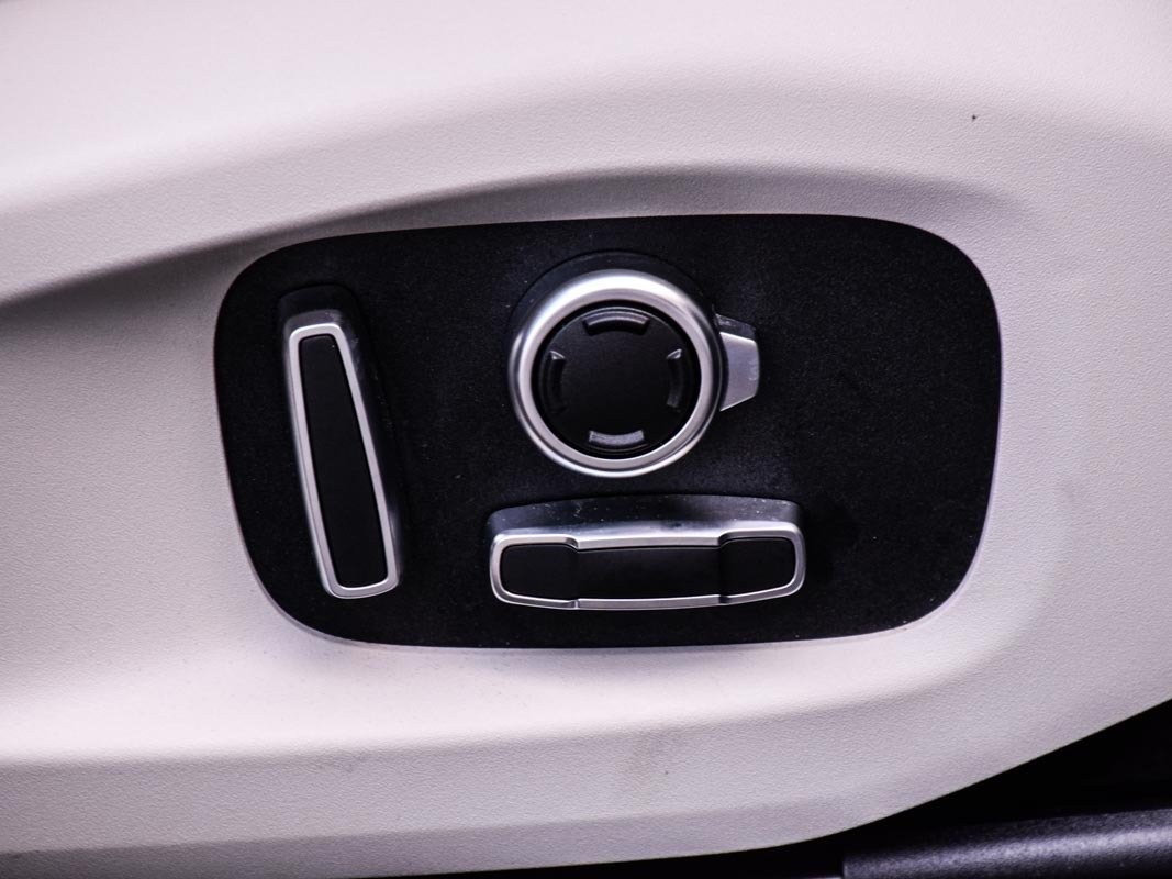 2023 Jaguar F-PACE P250 R-Dynamic S, Toronto, Cash