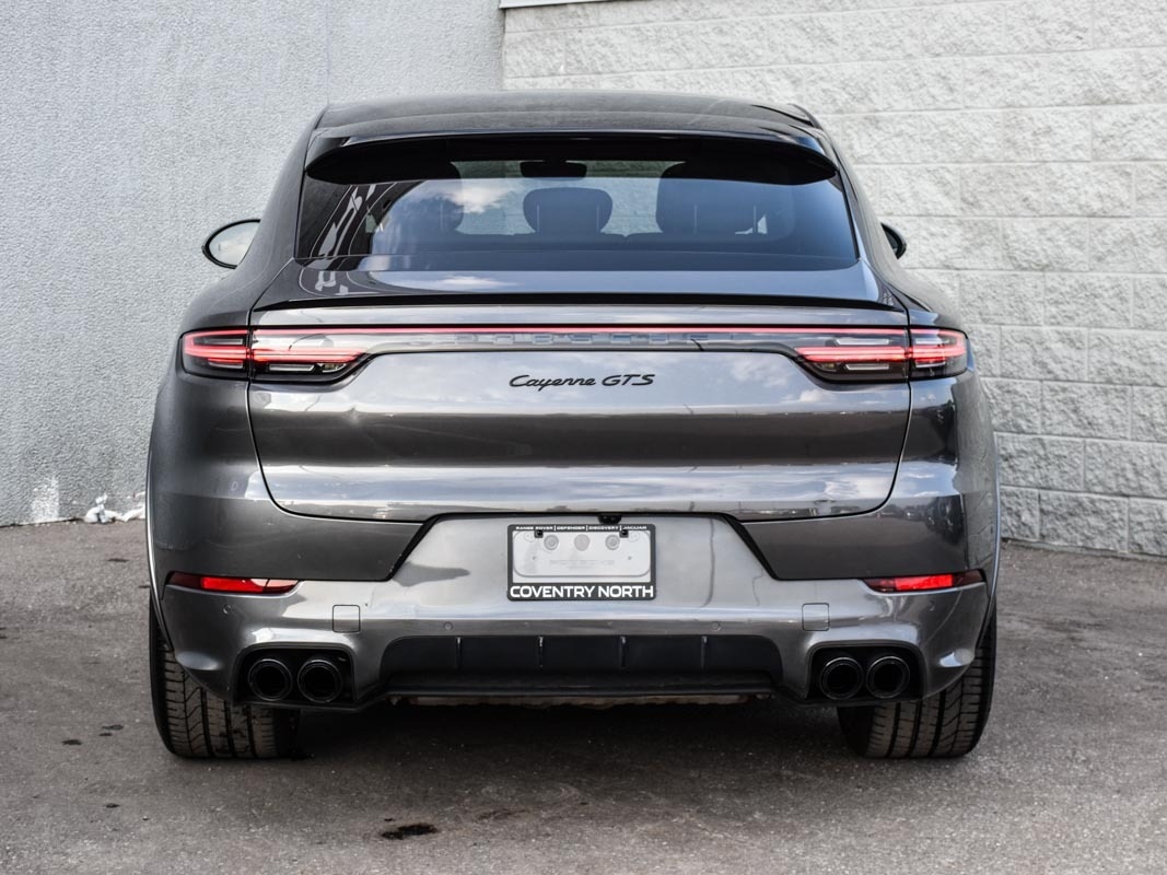 2022 Porsche Cayenne Coupe GTS, Toronto, Cash