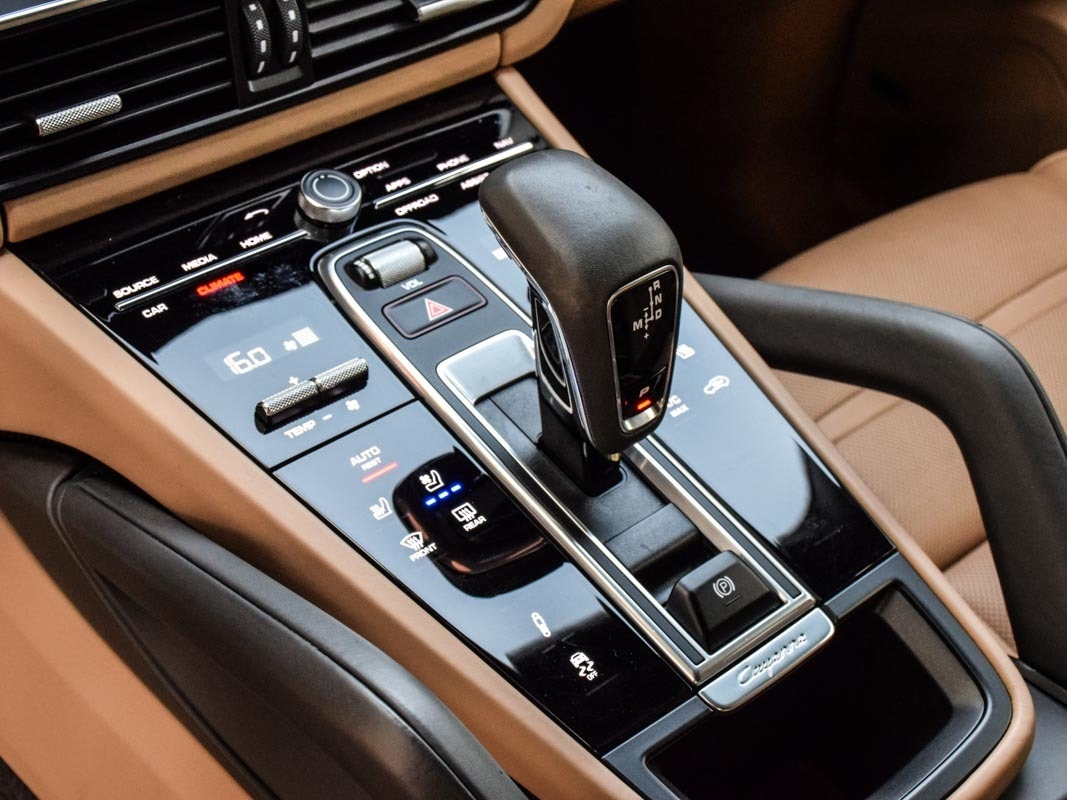 2022 Porsche Cayenne Coupe GTS, Toronto, Cash