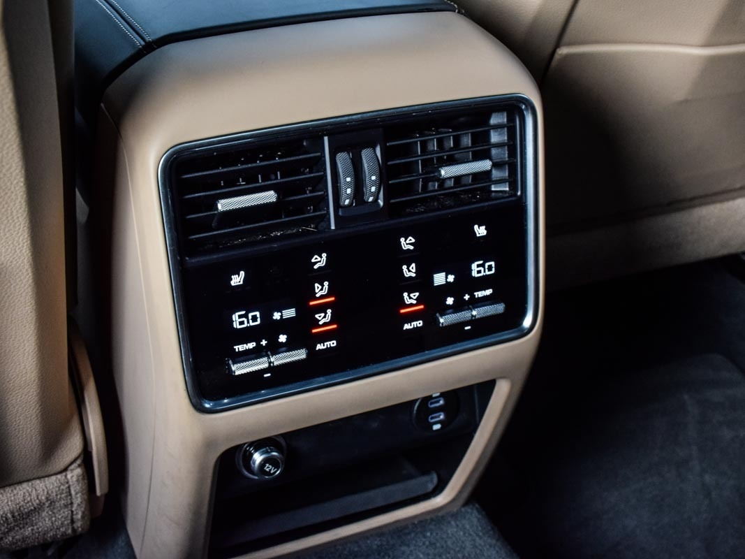 2022 Porsche Cayenne Coupe GTS, Toronto, Cash
