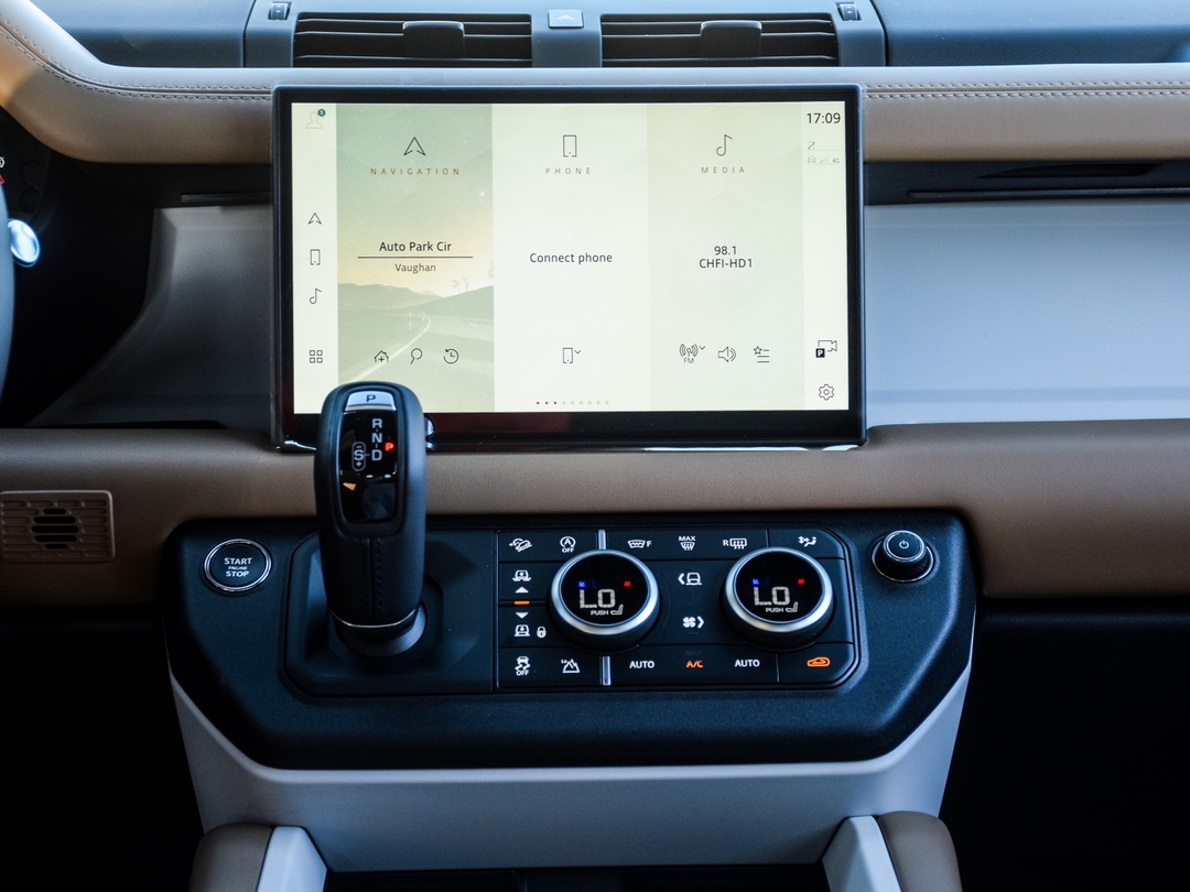 2025 Land Rover Defender 110 P400 X-Dynamic SE, 多伦多, 全款车