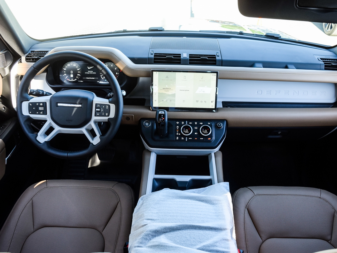 2025 Land Rover Defender 110 P400 X-Dynamic SE, 多伦多, 全款车