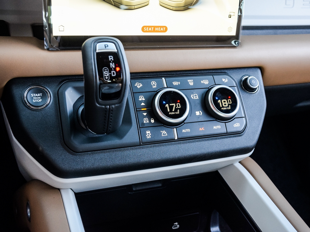 2025 Land Rover Defender 110 P400 X-Dynamic SE, 多伦多, 全款车