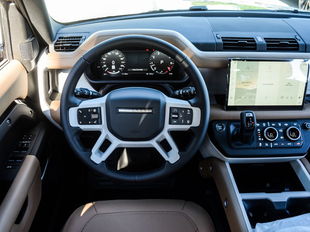 2025 Land Rover Defender 110 P400 X-Dynamic SE, 多伦多, 全款车