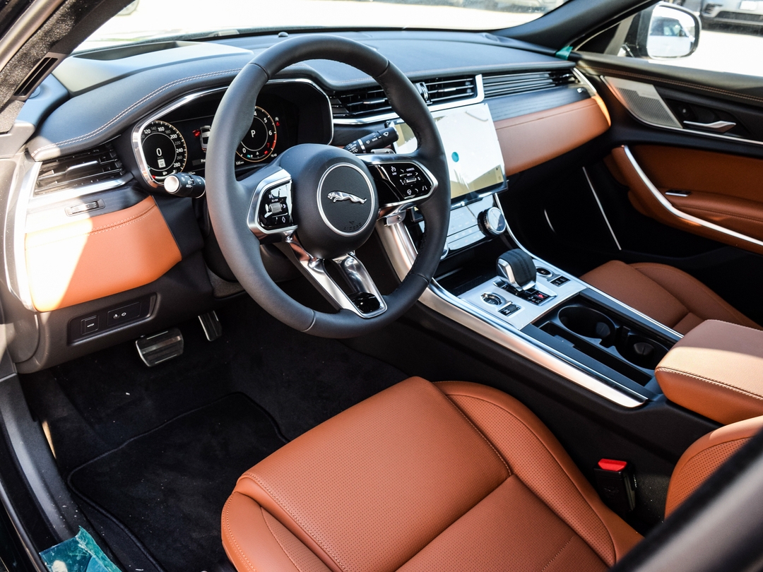 2024 Jaguar XF R-Dynamic SE, Toronto, Cash