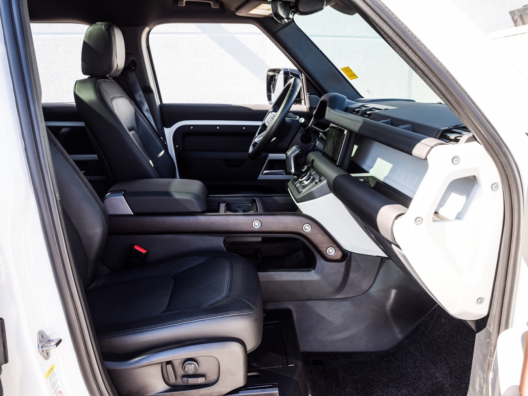 2024 Land Rover Defender 110 P400 X-Dynamic SE, 多伦多, 全款车