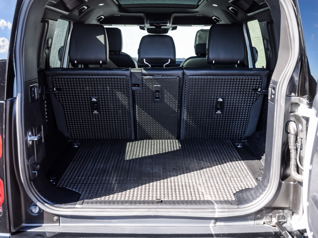 2024 Land Rover Defender 110 P400 X-Dynamic SE, 多伦多, 全款车