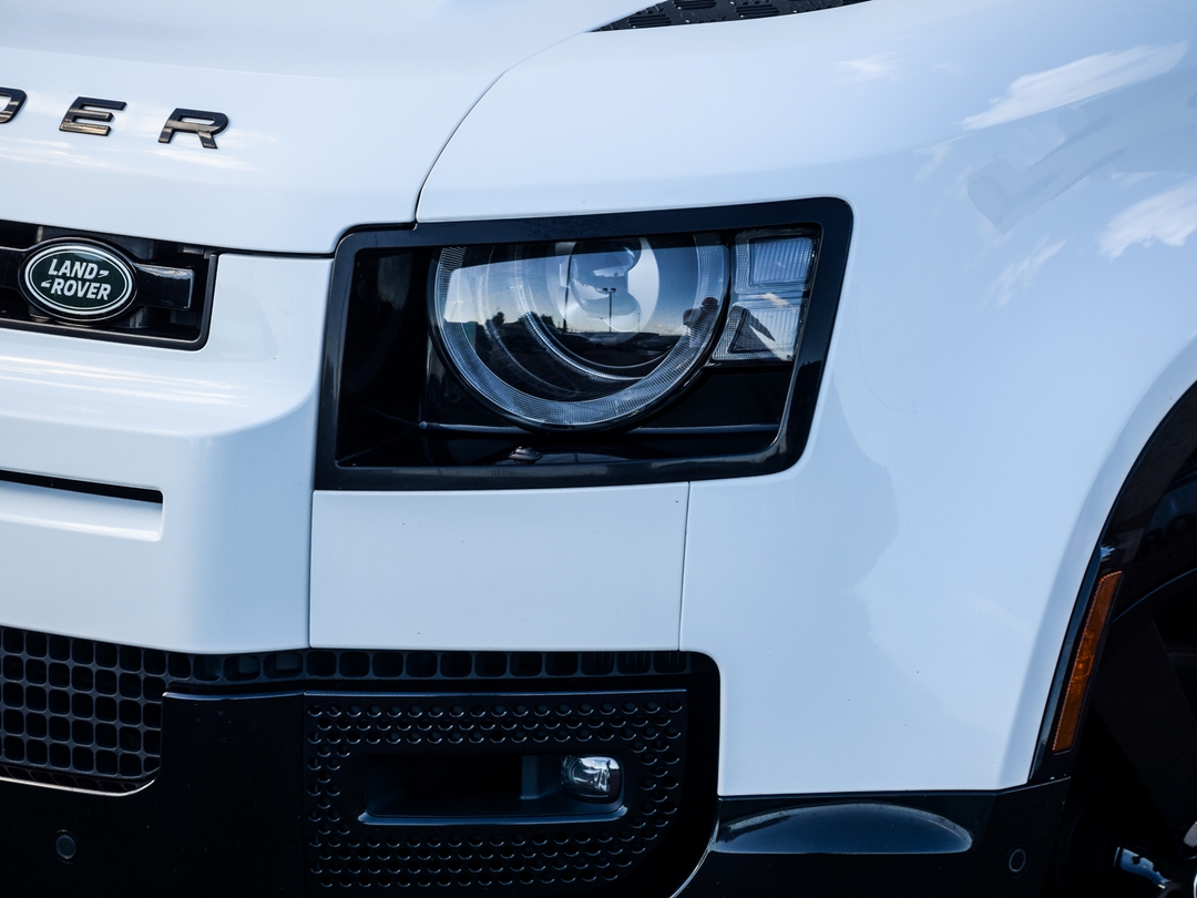 2024 Land Rover Defender 110 P400 X-Dynamic SE, 多伦多, 全款车