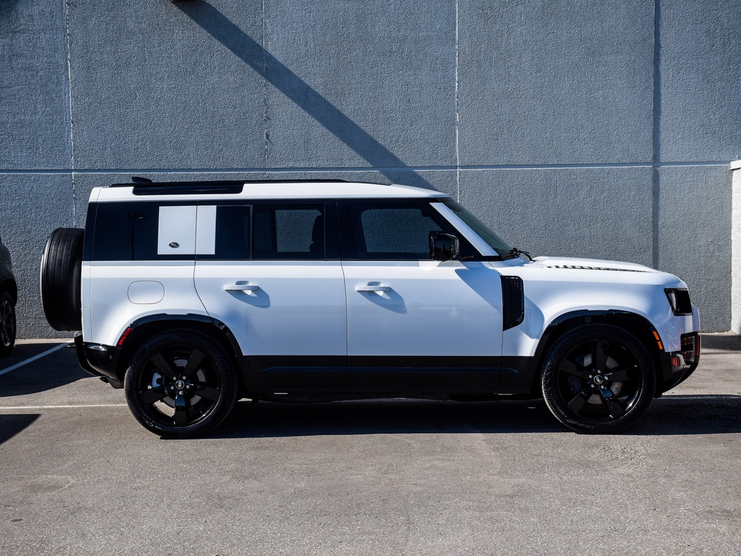 2024 Land Rover Defender 110 P400 X-Dynamic SE, 多伦多, 全款车