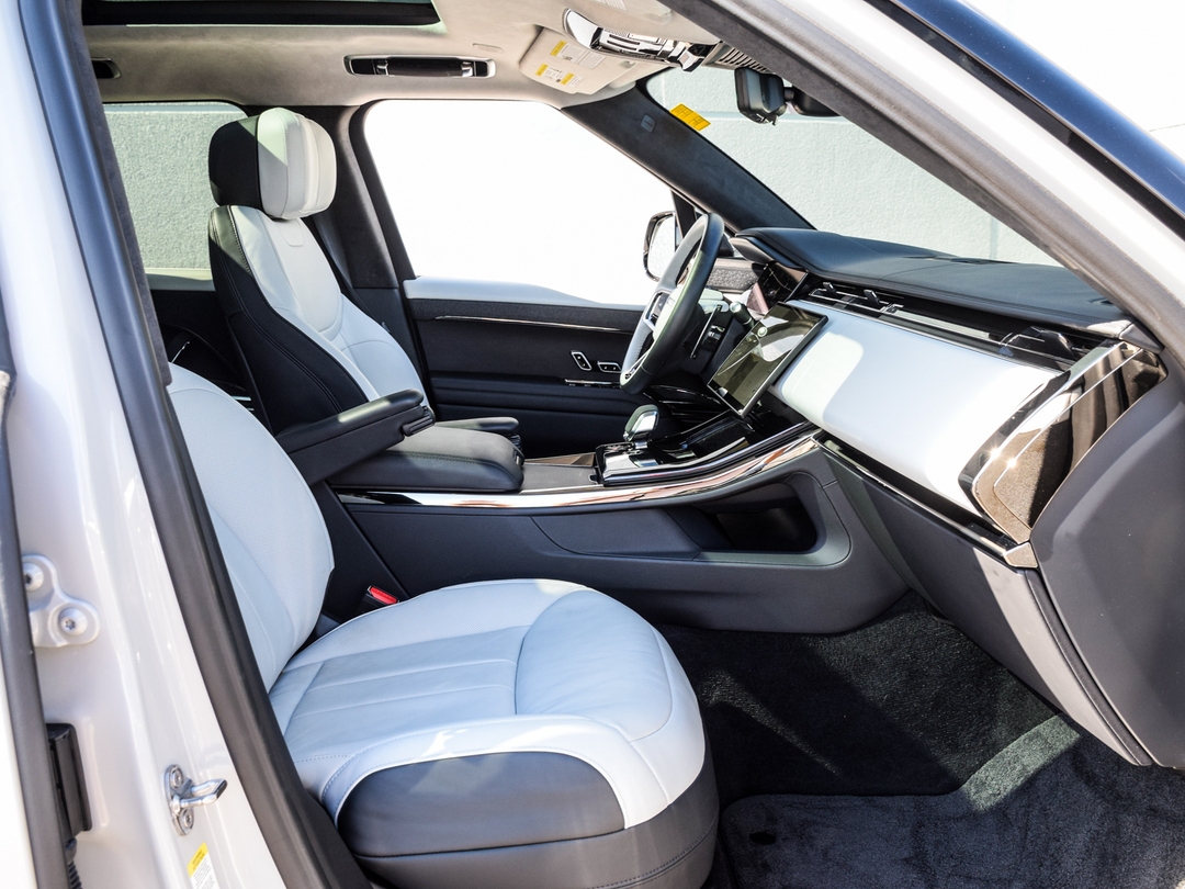2024 Land Rover Range Rover Sport P400 Dynamic HSE, Toronto, Cash
