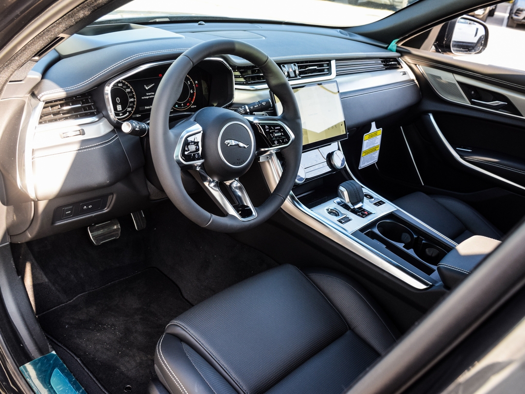 2024 Jaguar XF R-Dynamic SE, Toronto, Cash
