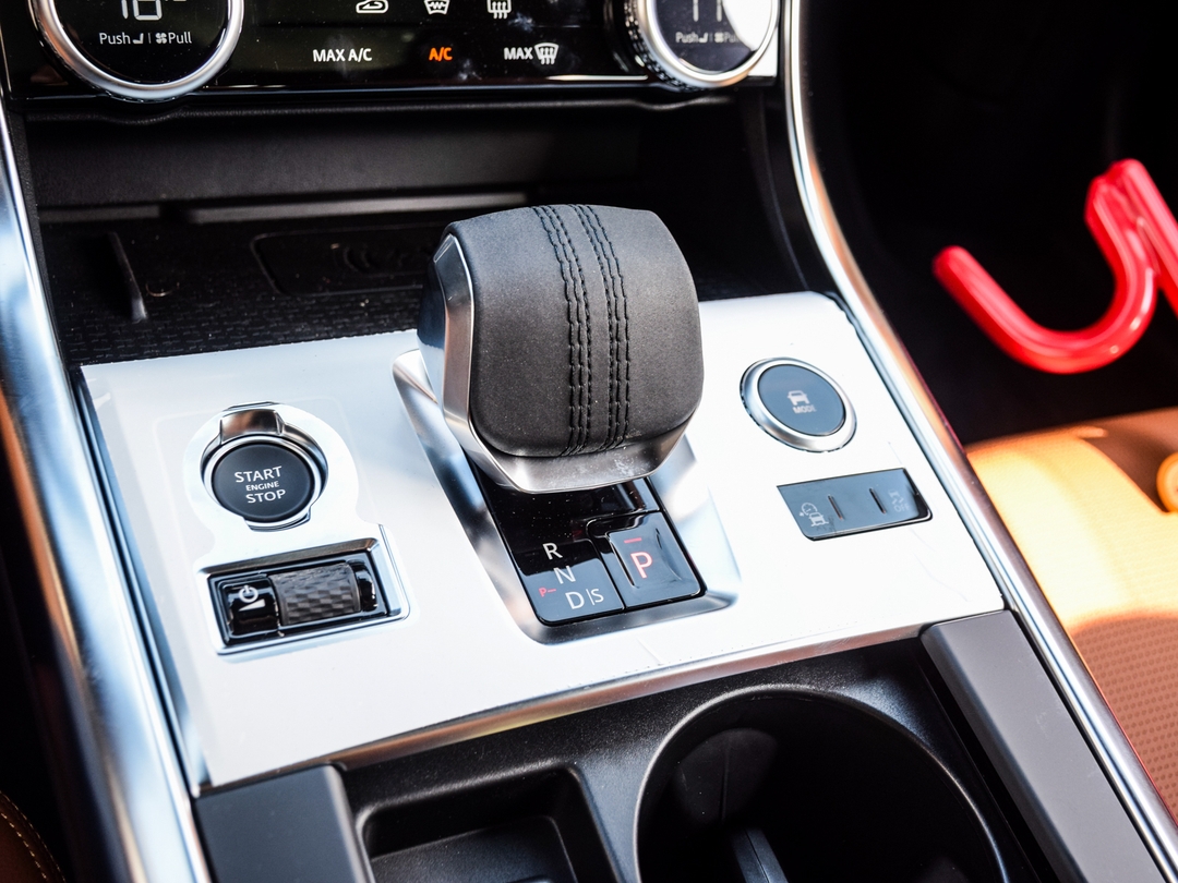 2024 Jaguar XF R-Dynamic SE, Toronto, Cash