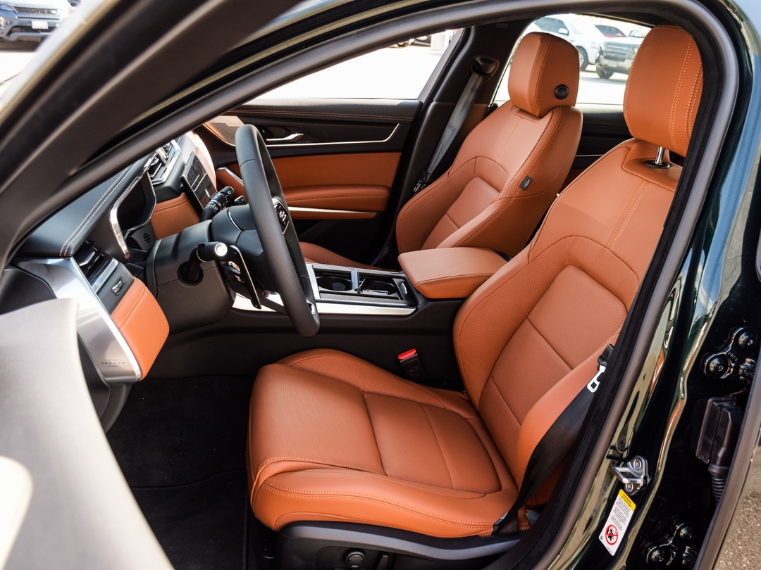 2024 Jaguar XF R-Dynamic SE, Toronto, Cash