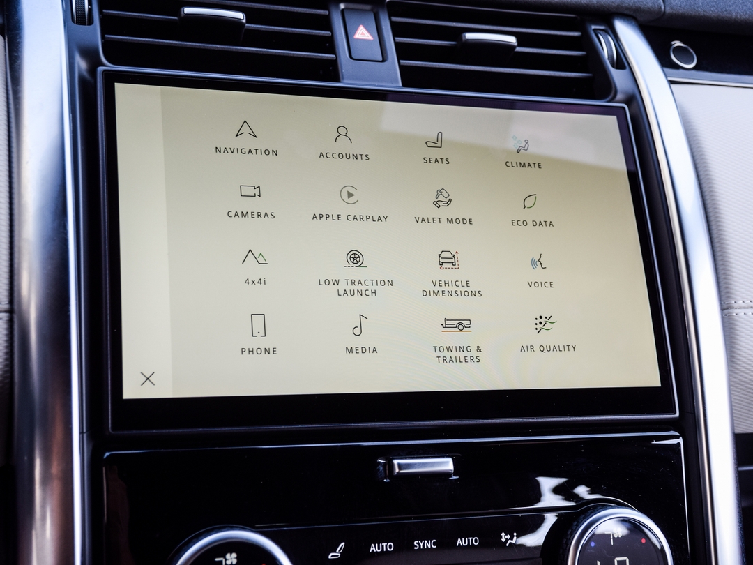 2022 Land Rover Discovery P360 R-Dynamic S, Toronto, Cash
