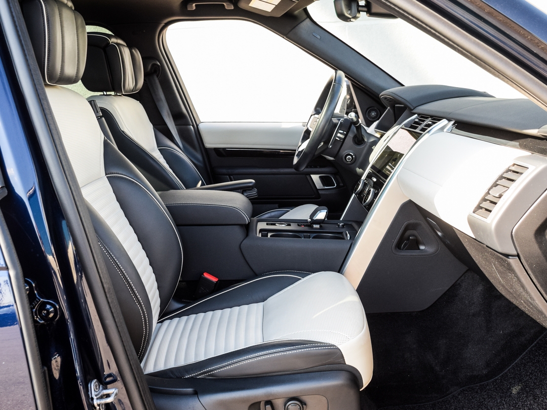 2022 Land Rover Discovery P360 R-Dynamic S, Toronto, Cash