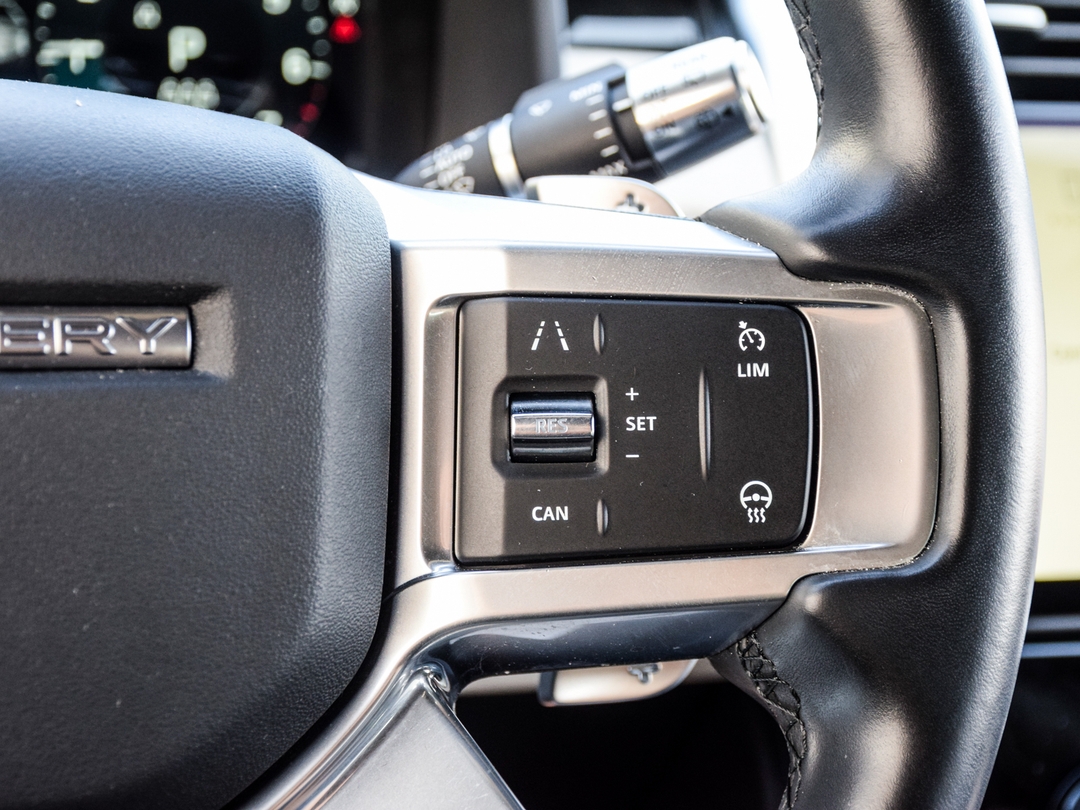 2022 Land Rover Discovery P360 R-Dynamic S, Toronto, Cash