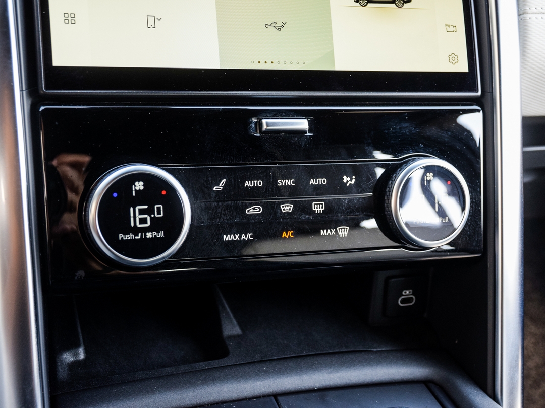 2022 Land Rover Discovery P360 R-Dynamic S, Toronto, Cash