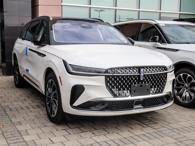 2025 Lincoln Nautilus