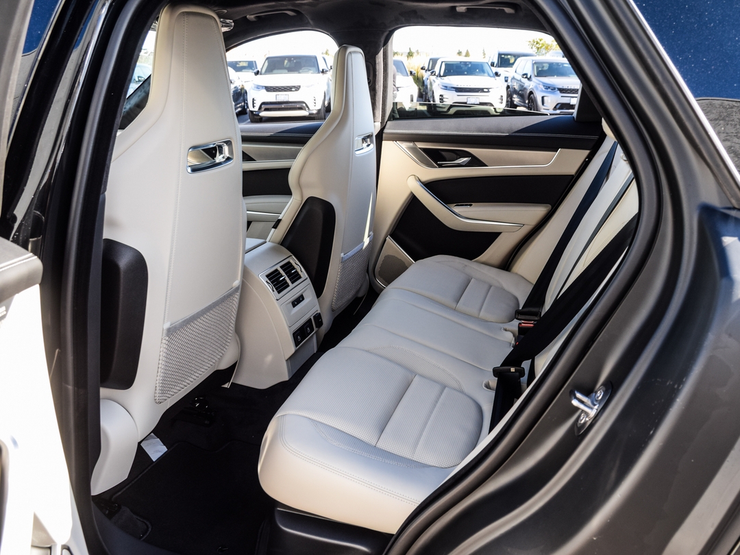 2026 Jaguar F-PACE P400 R-Dynamic S, 多伦多, 全款车