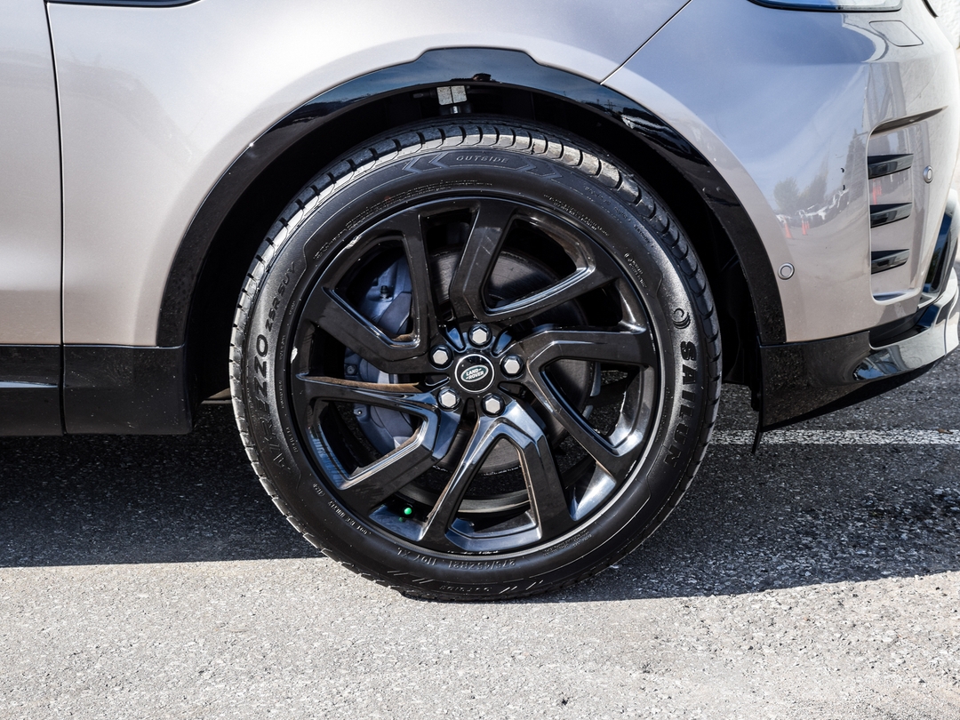 2023 Land Rover Discovery P360 R-Dynamic HSE, Toronto, Cash