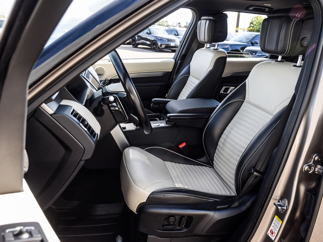 2023 Land Rover Discovery P360 R-Dynamic HSE, Toronto, Cash
