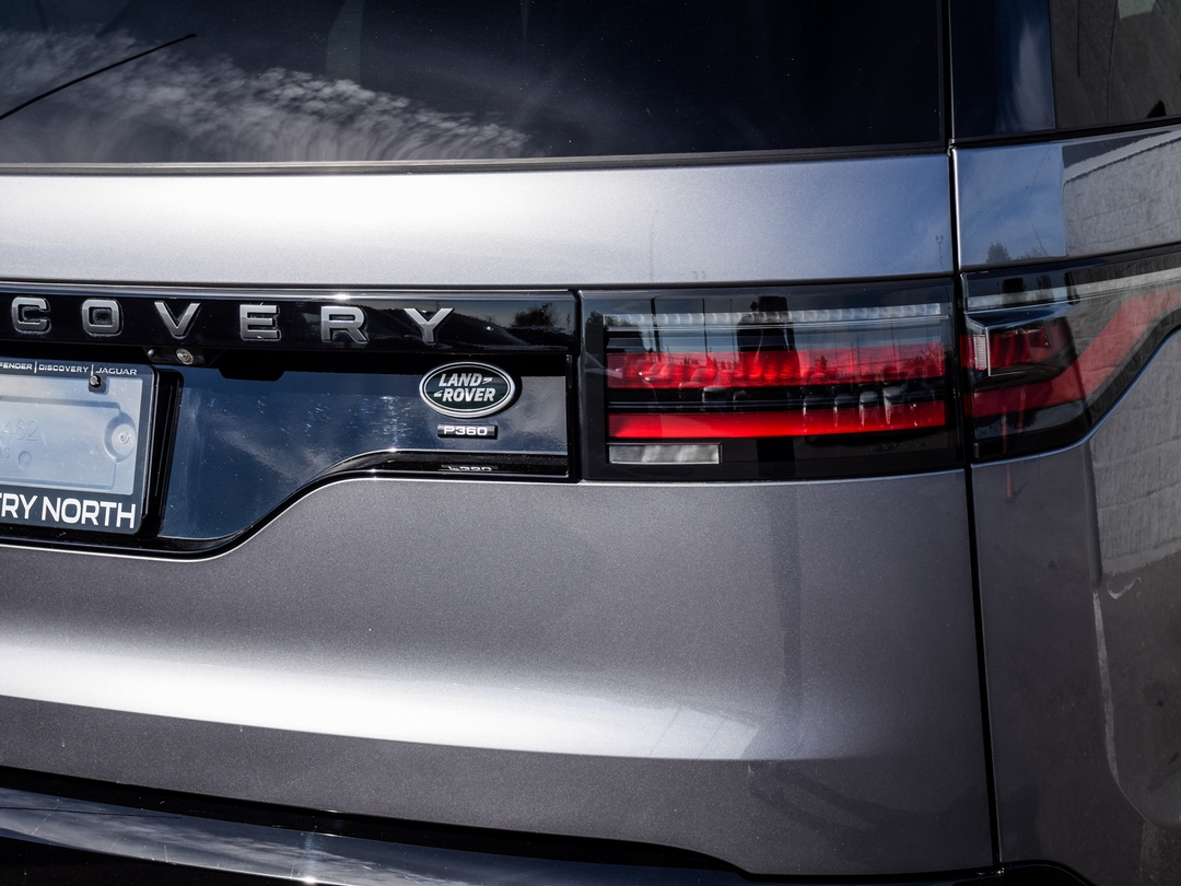 2022 Land Rover Discovery P360 R-Dynamic S, Toronto, Cash