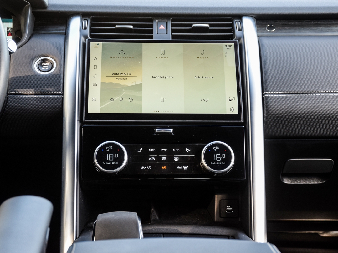 2022 Land Rover Discovery P360 R-Dynamic S, Toronto, Cash