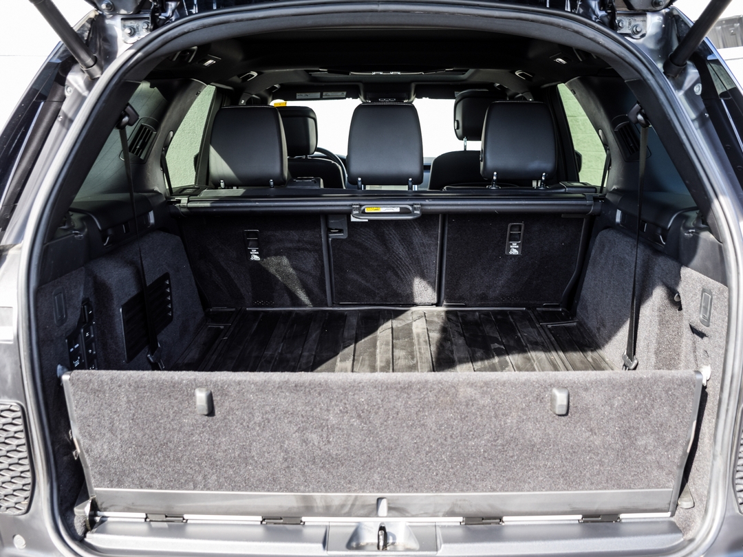 2022 Land Rover Discovery P360 R-Dynamic S, Toronto, Cash