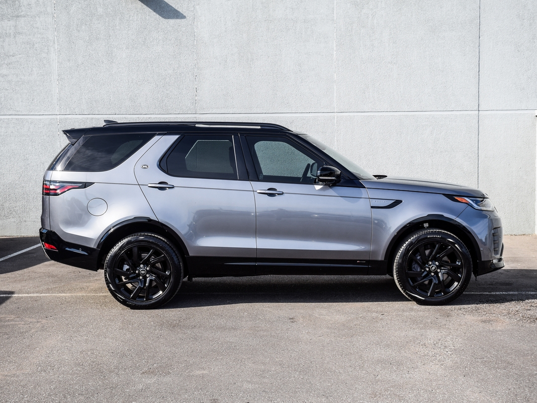 2022 Land Rover Discovery P360 R-Dynamic S, Toronto, Cash