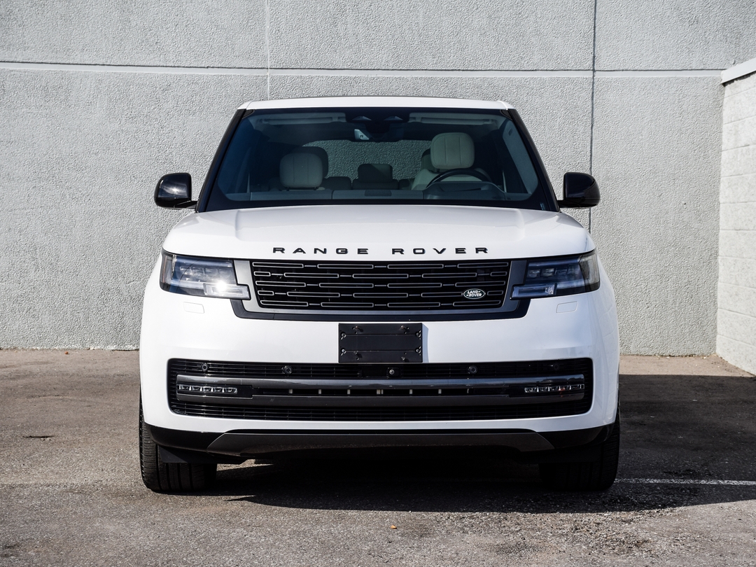 2024 Land Rover Range Rover P550e SE SWB, Toronto, Cash