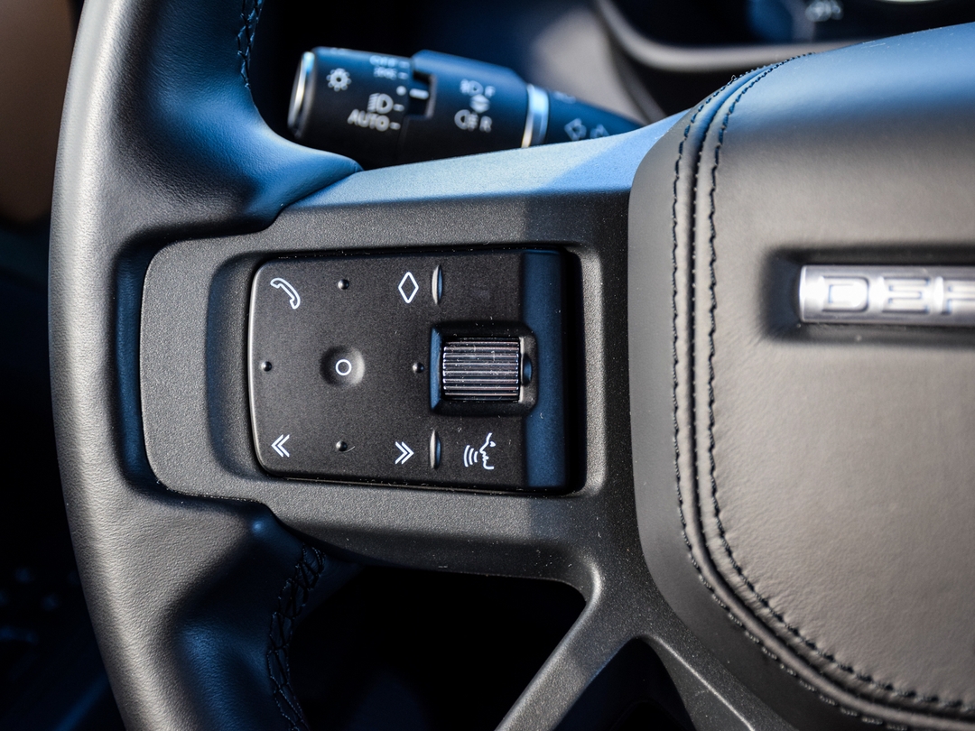 2023 Land Rover Defender 130 X, Toronto, Cash