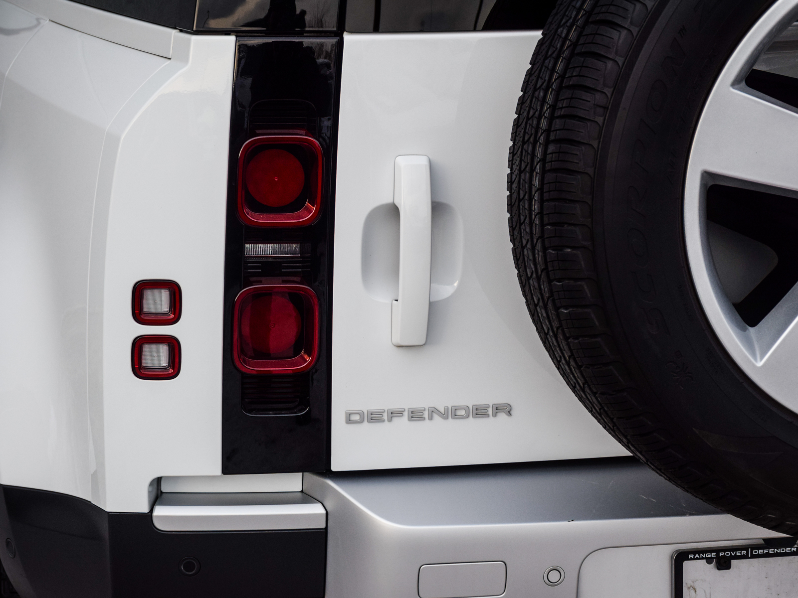 2024 Land Rover Defender 110 P300 S, 多伦多, 全款车