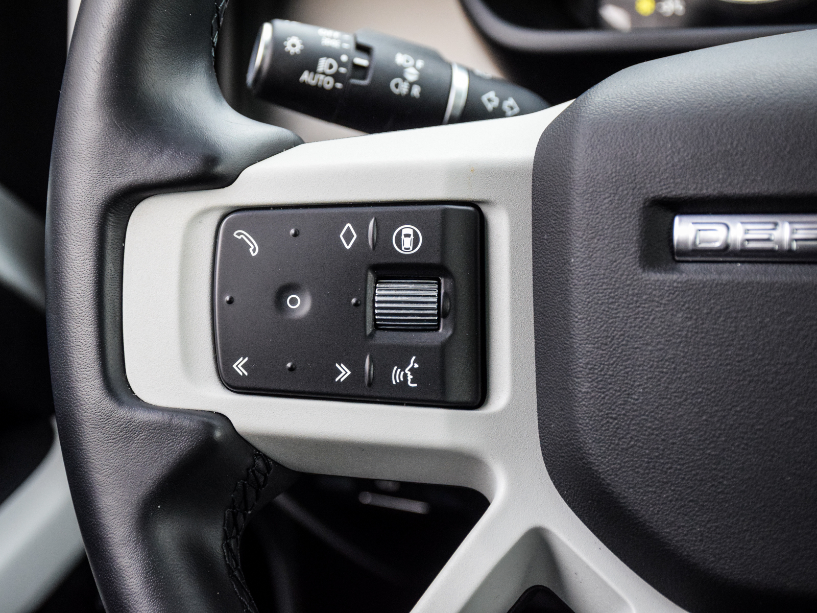 2024 Land Rover Defender 110 P300 S, 多伦多, 全款车