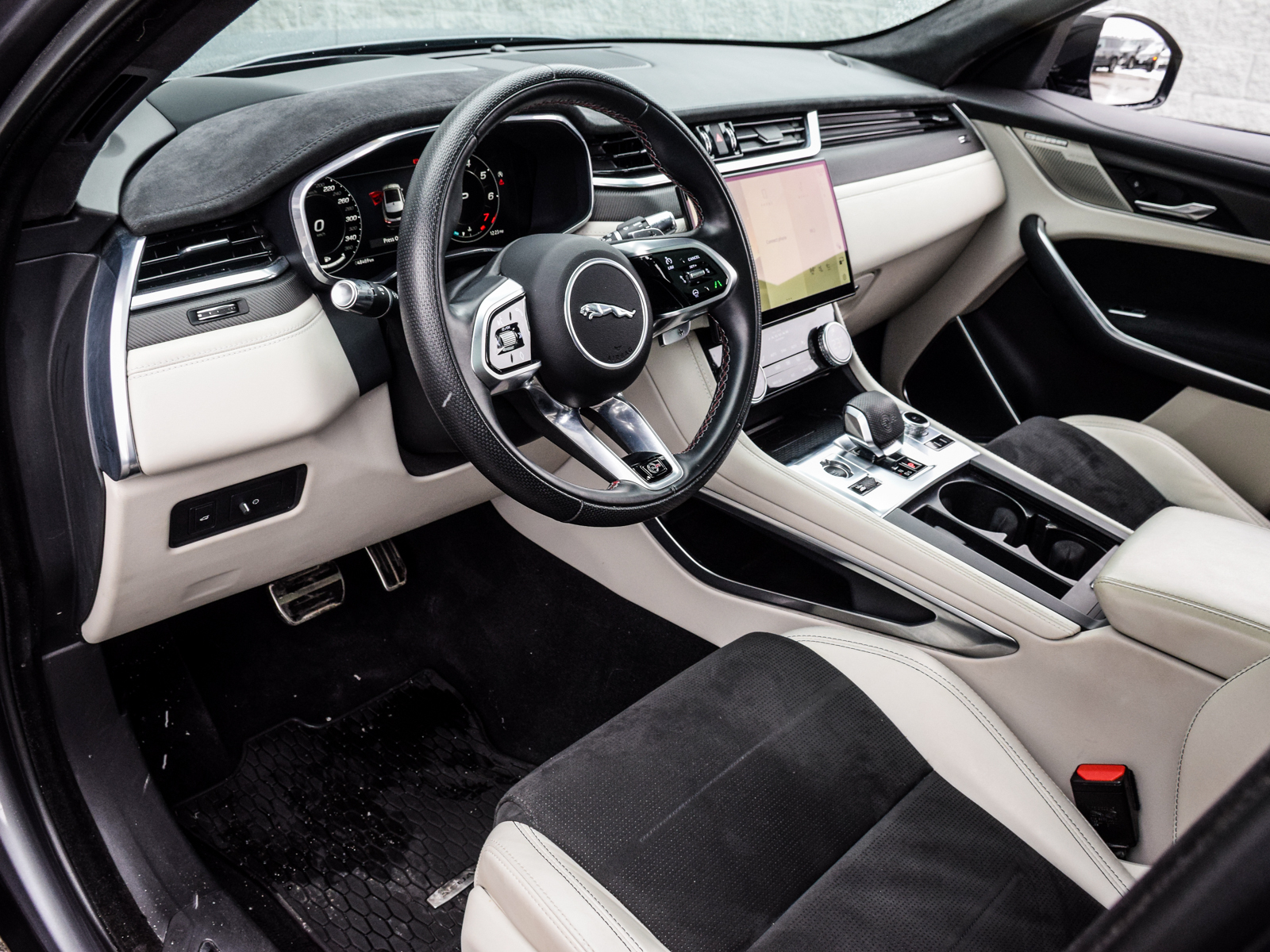 2022 Jaguar F-PACE P550 SVR, 多伦多, 全款车