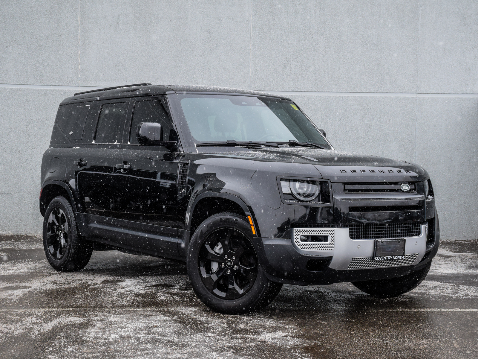2022 Land Rover Defender 110 SE AWD