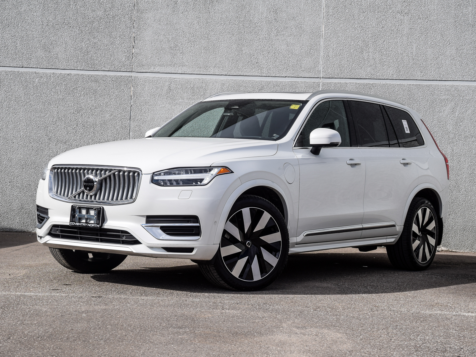 Volvo XC90 Recharge T8 Ultra Bright Theme AWD 2025