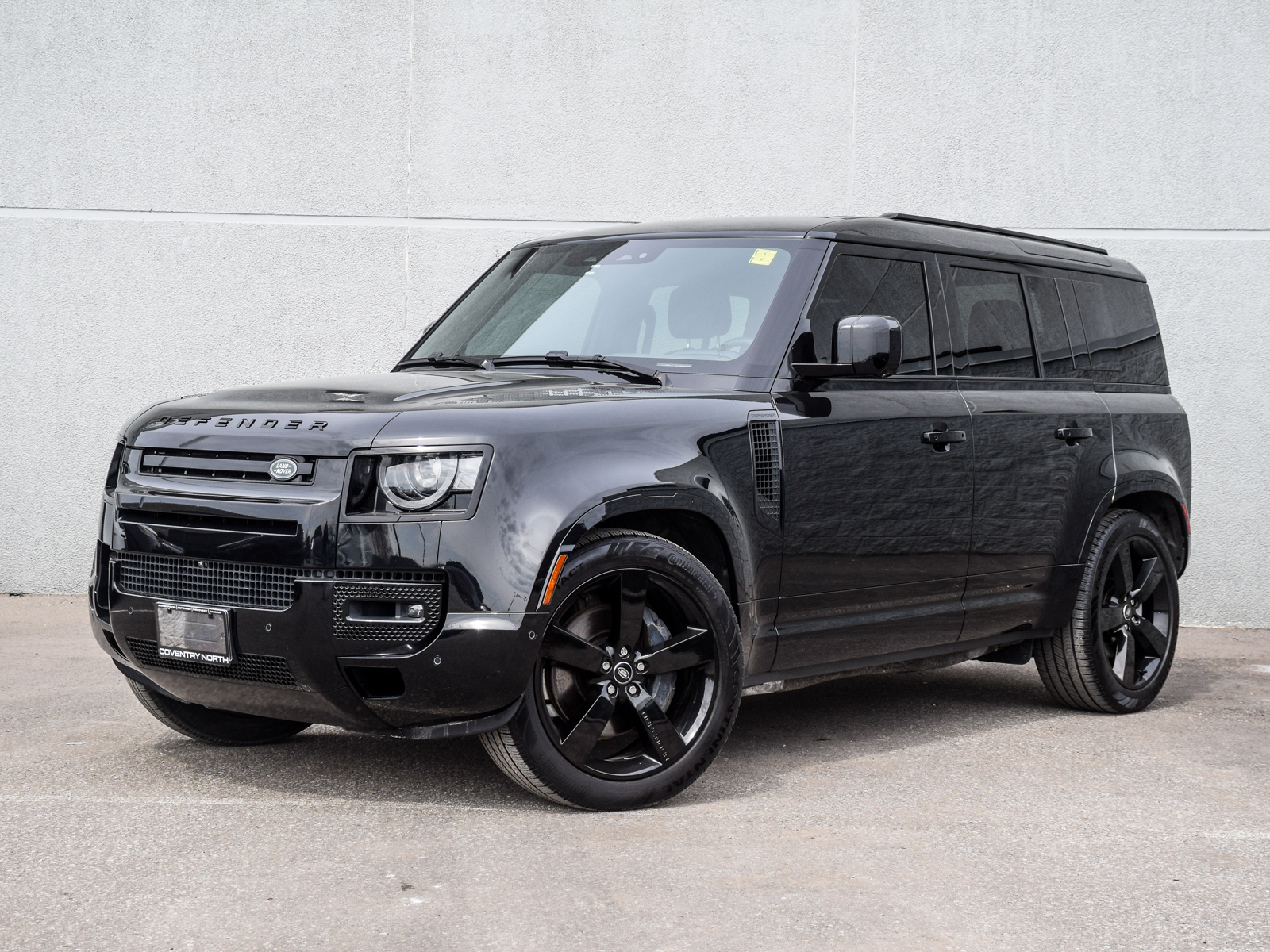 2025 Land Rover Defender 110 P400 X-Dynamic SE AWD