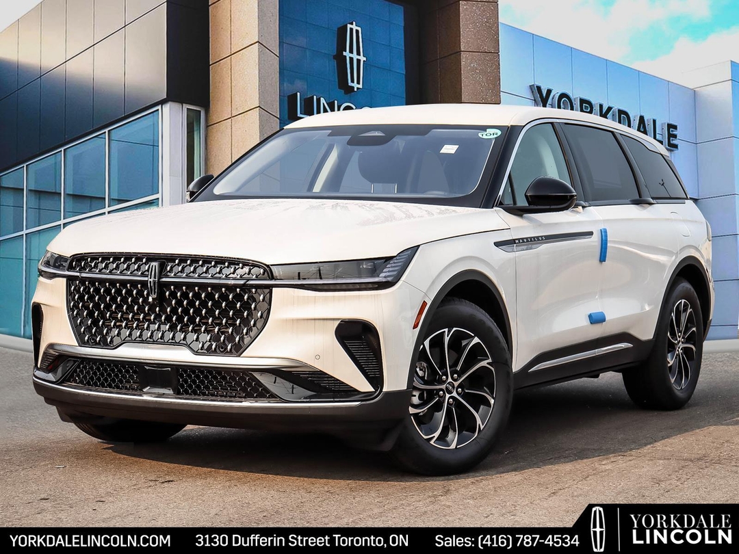 White Platinum Metallic Tri-Coat 2026 Lincoln Nautilus SUV / Crossover All-Wheel Drive 8-Speed Automatic