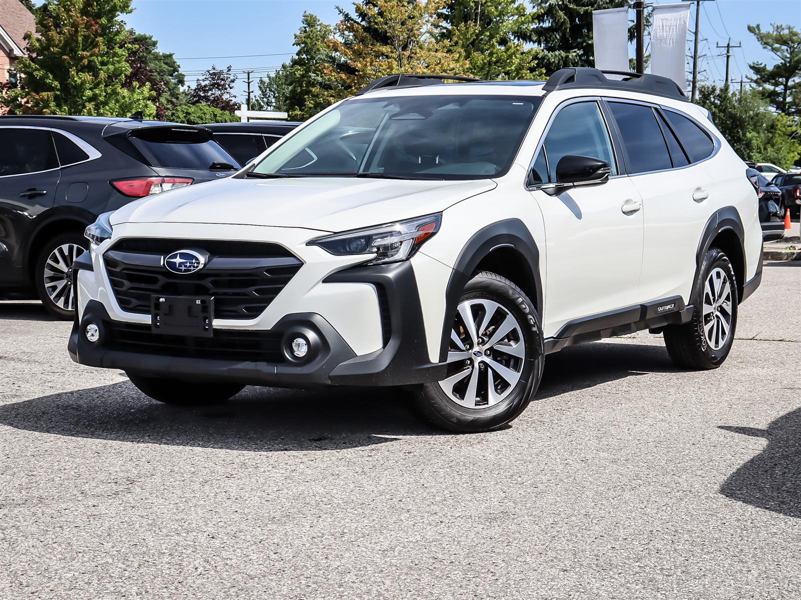 White 2025 Subaru Outback SUV / Crossover All-Wheel Drive Continuously Variable Transmission