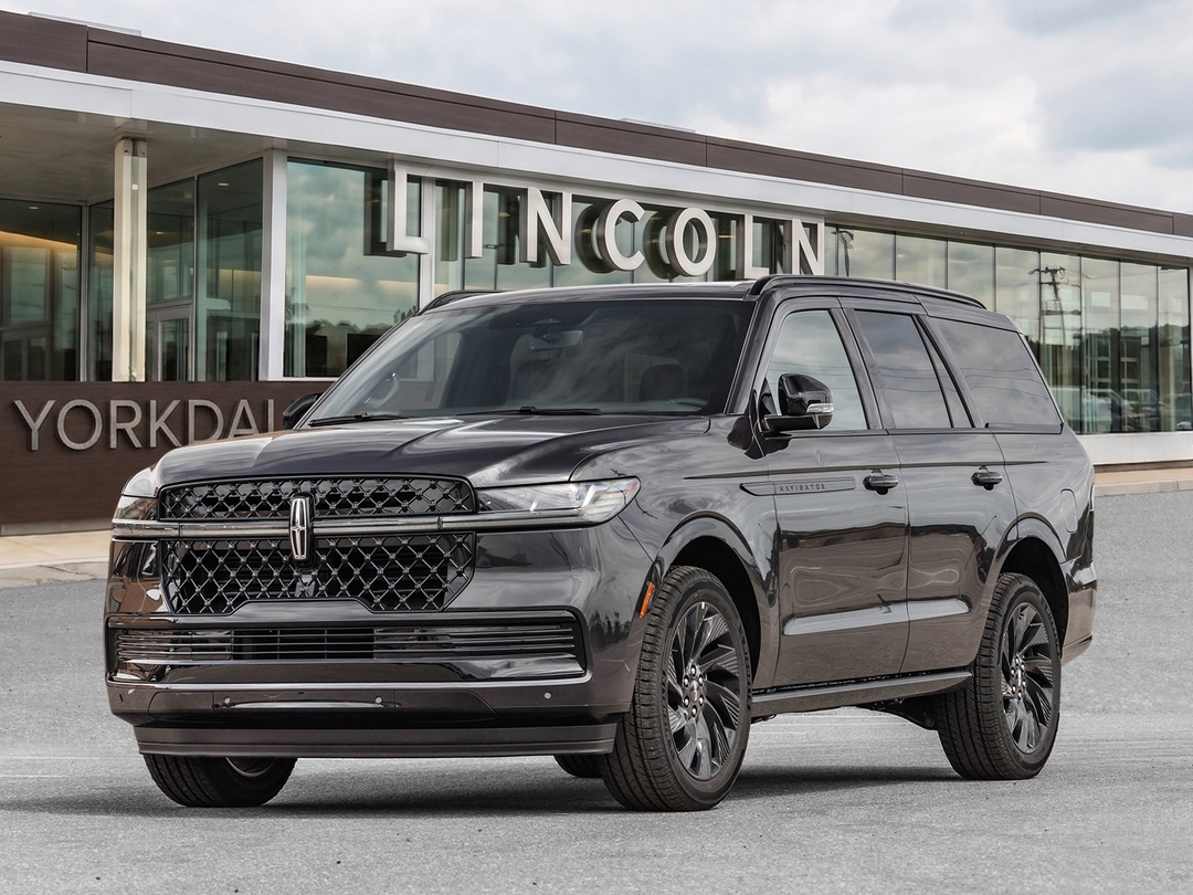  2027 Lincoln Navigator Reserve 4WD   