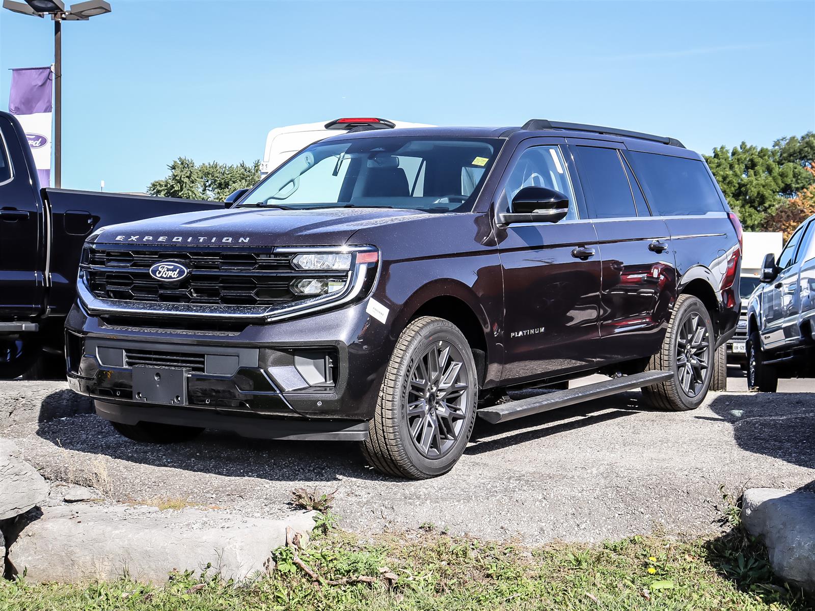  2027 Ford Expedition MAX Platinum 4WD   