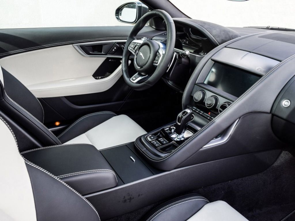 2023 Jaguar F-TYPE P575 R, Toronto, Cash