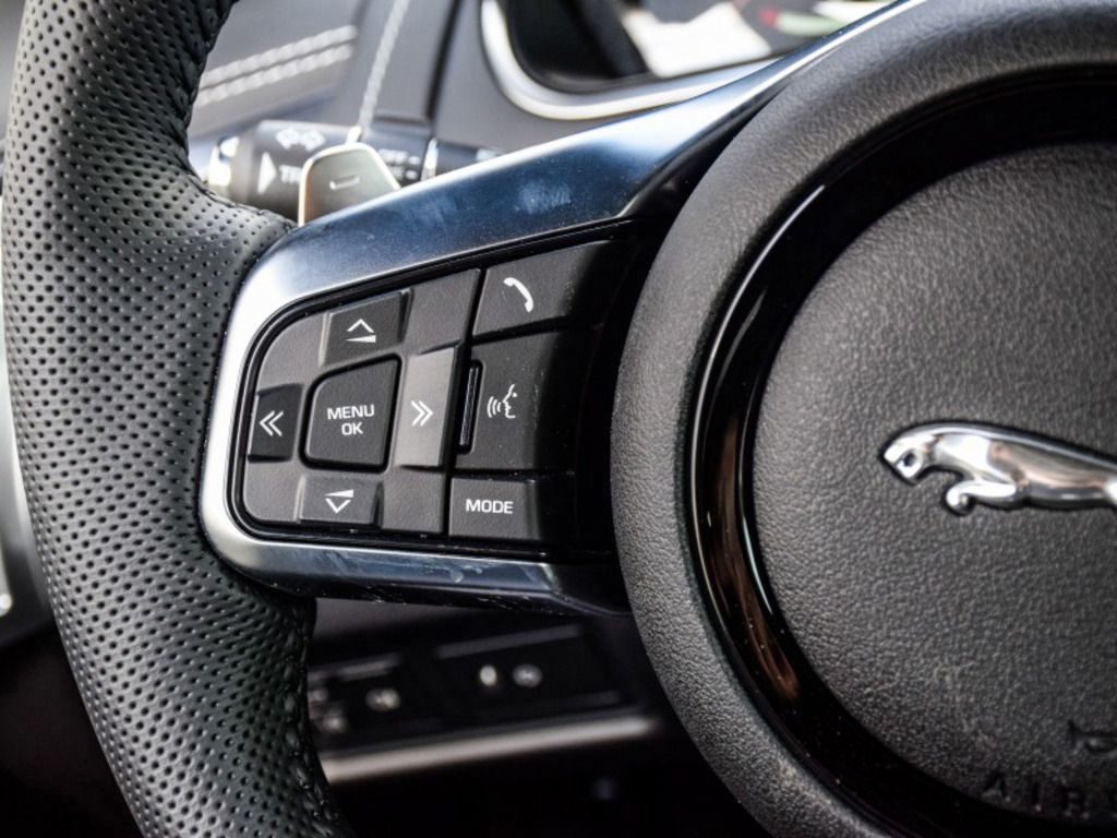 2023 Jaguar F-TYPE P575 R, Toronto, Cash