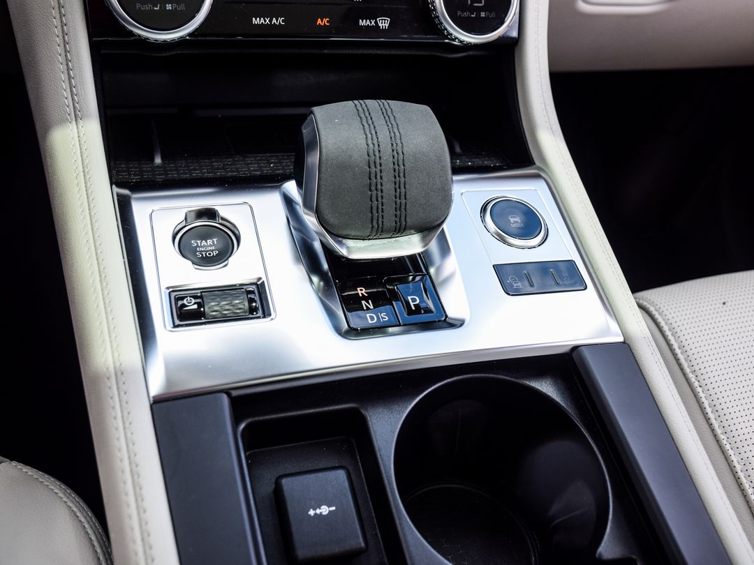2023 Jaguar F-PACE P400 R-Dynamic S, Toronto, Cash