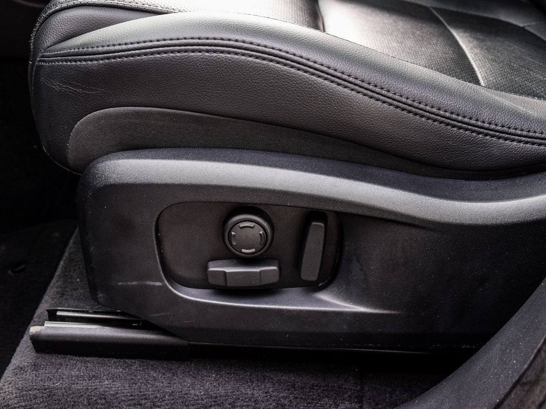 2023 Jaguar F-PACE P250 S, Toronto, Cash