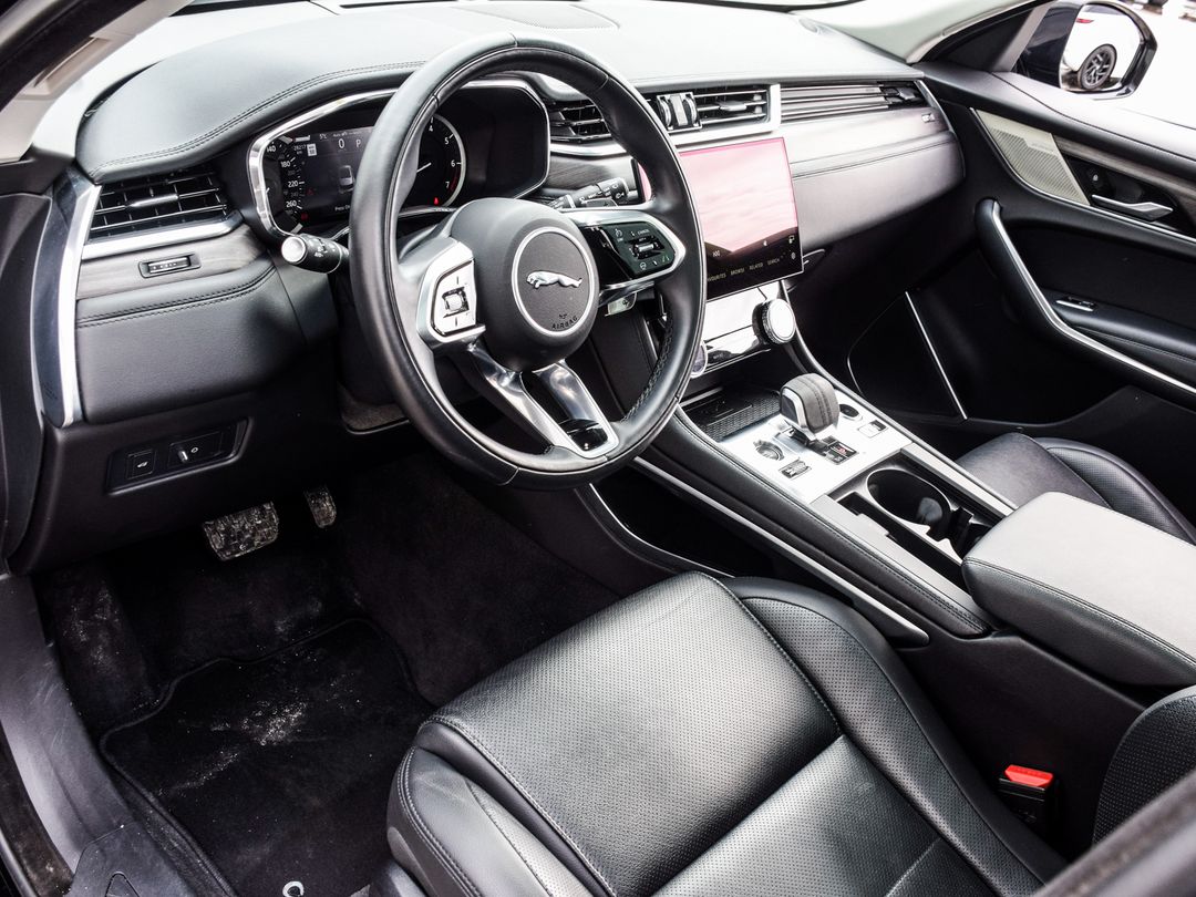 2023 Jaguar F-PACE P250 S, Toronto, Cash