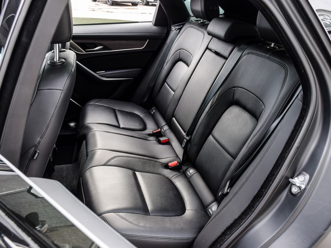 2023 Jaguar F-PACE P250 S, Toronto, Cash
