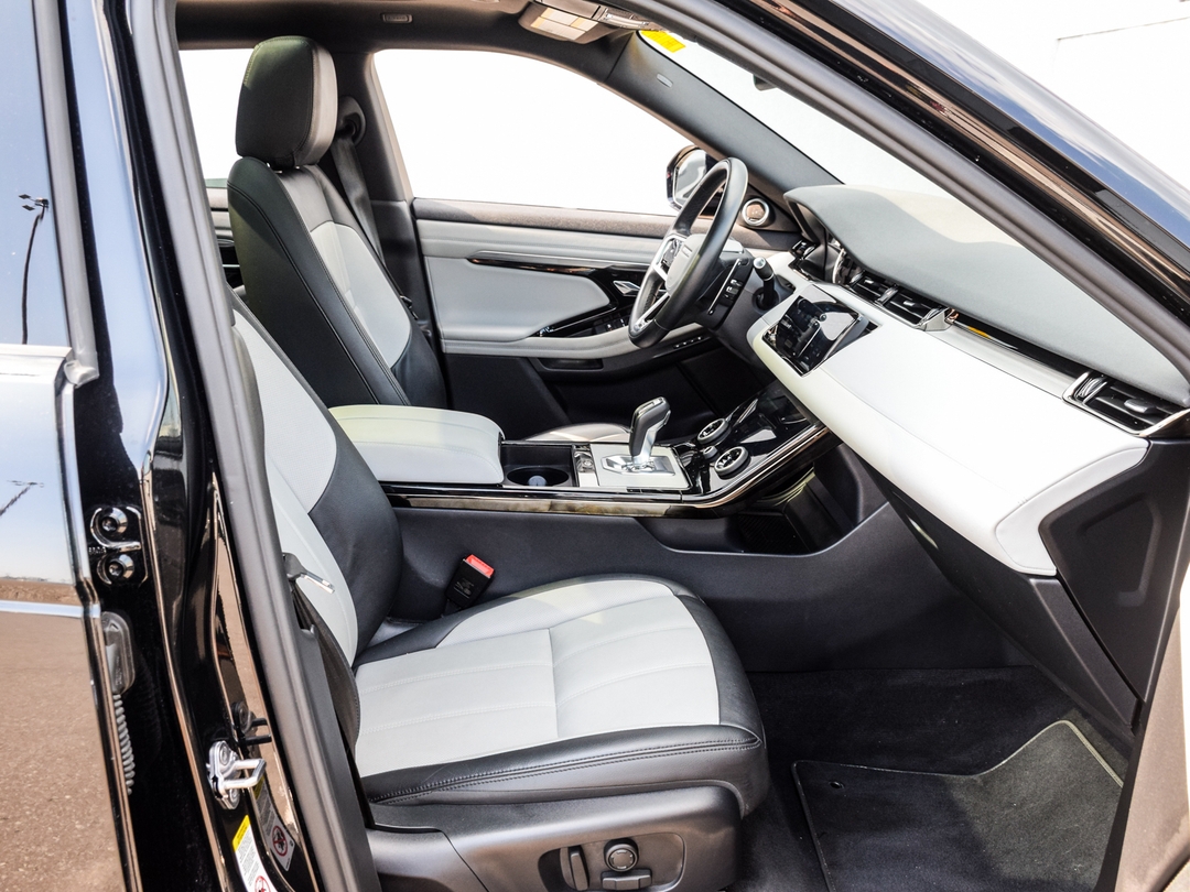 2023 Land Rover Range Rover Evoque R-Dynamic SE, Toronto, Cash